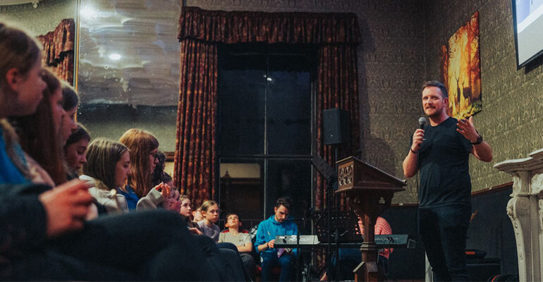 LMI Youth & Schools Faith, Fellowship & Fun article intro